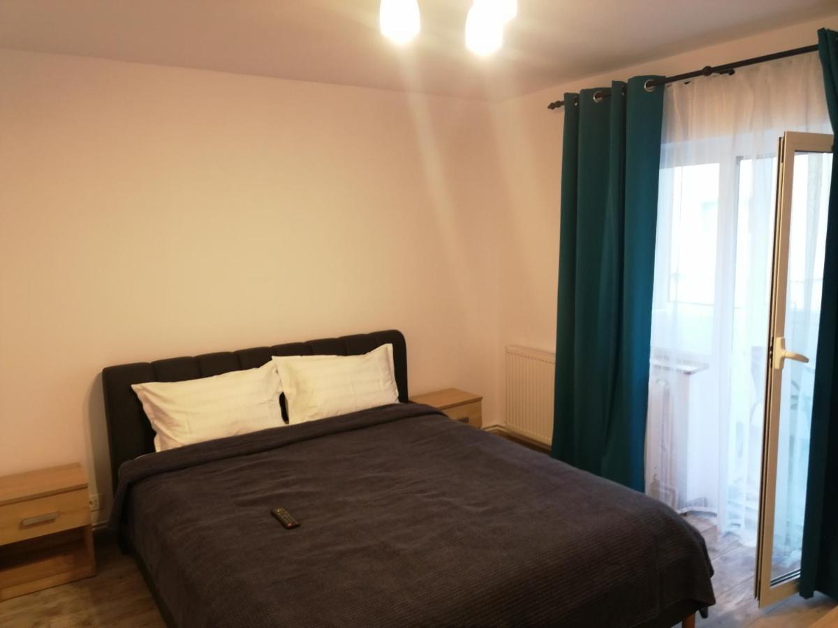 Rosenau Apartment Rîşnov Buitenkant foto